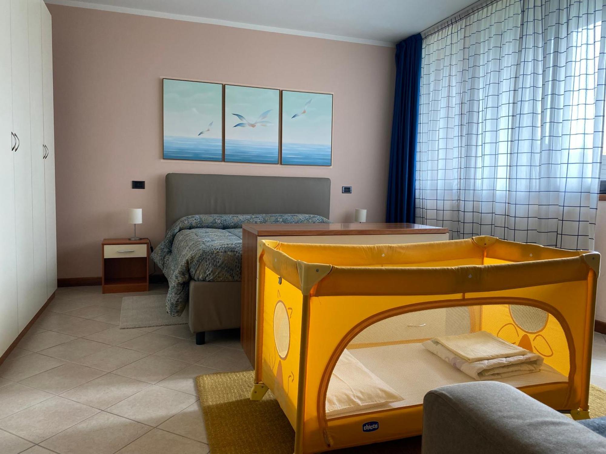 Flowers & Garden Apartment Con Vista Lago 马内尔巴 外观 照片